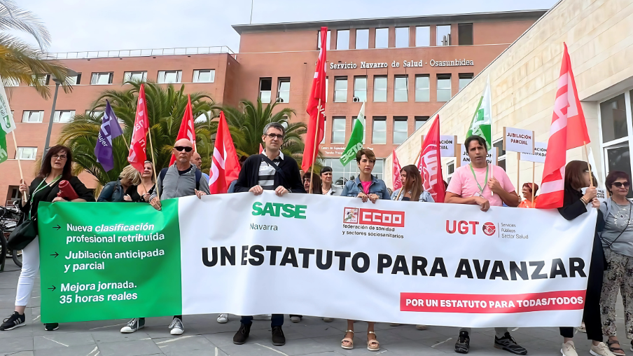 concentración de sindicatos por un estatuto digno